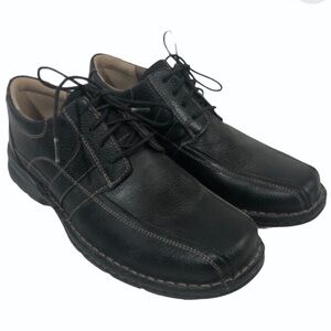 NWOB Clark’s Square Toe Oxford lace ups 10